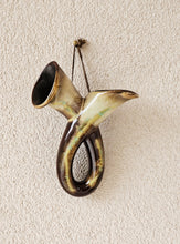 Load image into Gallery viewer, Vaso da muro (wandvase) a cornucopia
