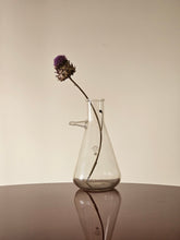 Load image into Gallery viewer, Vaso con bocchino da laboratorio
