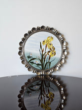 Load image into Gallery viewer, Vassoio/piatto liberty con Iris
