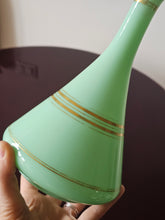 Load image into Gallery viewer, Vaso ampolla in vetro all&#39;uranio opalino menta
