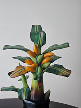 Load image into Gallery viewer, Scultura di pianta di Banano in legno di balsa decorativa anni &#39;50
