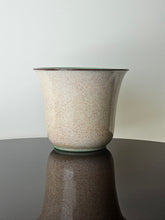 Load image into Gallery viewer, Vaso per piante in ceramica smaltata
