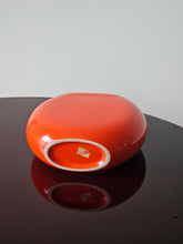 Load image into Gallery viewer, Vaso con coperchio arancione anni &#39;60
