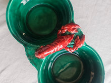 Load image into Gallery viewer, Piatto da antipasti in ceramica con aragoste anni 50
