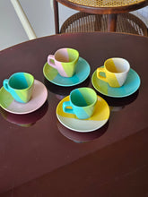 Load image into Gallery viewer, N.4 tazzine da caffè coloratissime preloved
