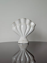 Load image into Gallery viewer, Tulipaniera in ceramica smaltata
