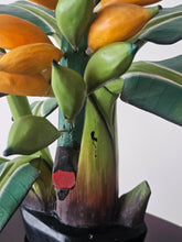Load image into Gallery viewer, Scultura di pianta di Banano in legno di balsa decorativa anni &#39;50
